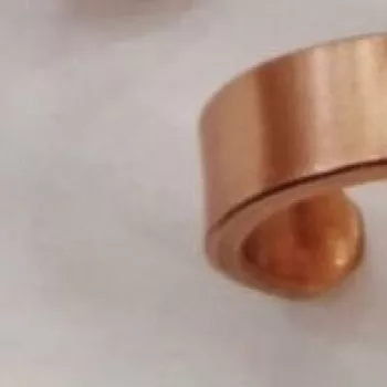 Bague en cuivre rouge therapeutique